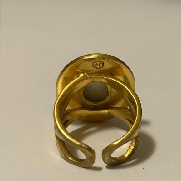 Julie Vos Gold Ring with Iridescent Blue Stone - Picture 5 of 6